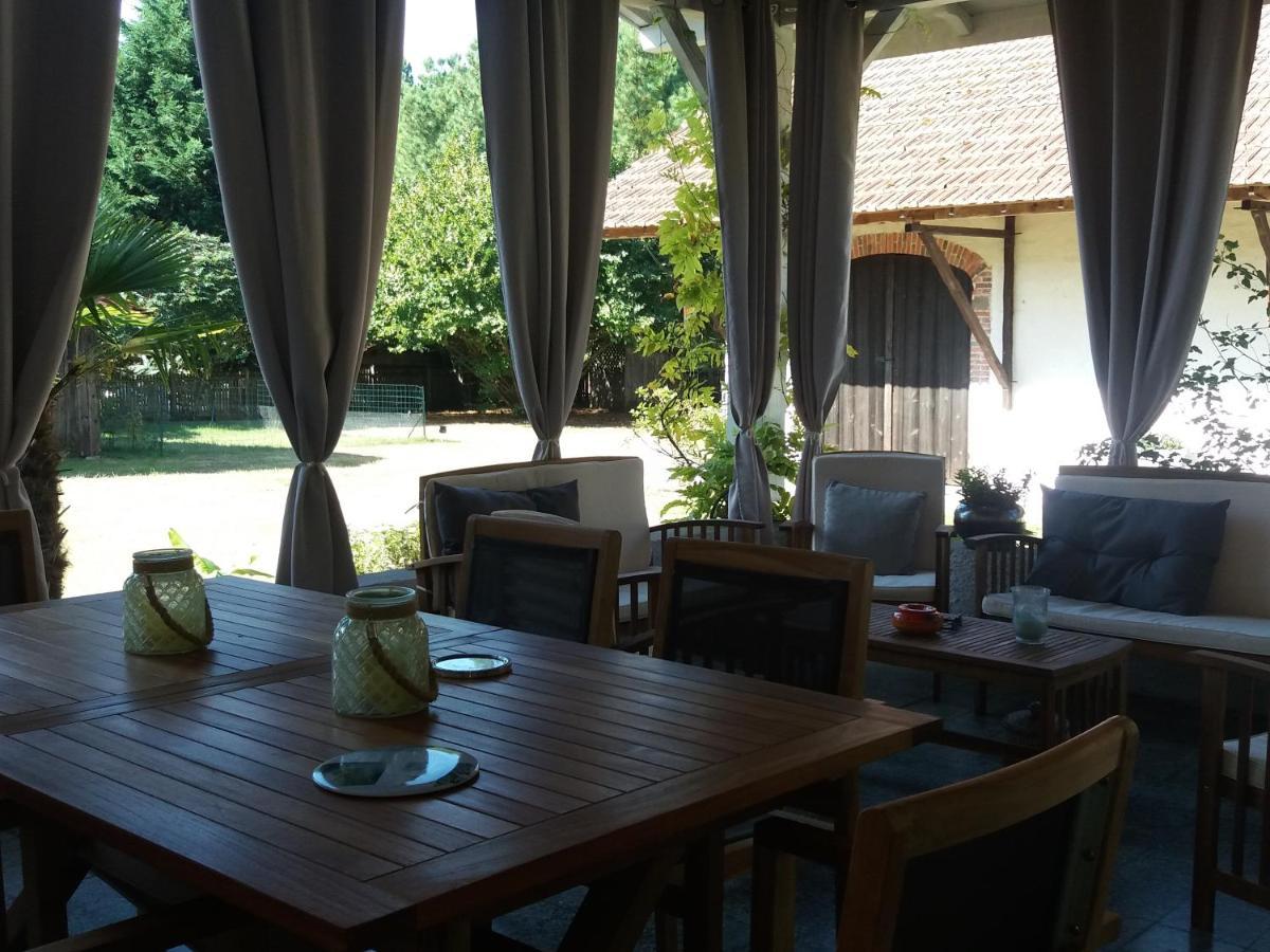 Bed and Breakfast Les Eygletieres Bourriot-Bergonce Exterior foto